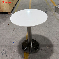 Tables de restaurant rondes en pierre Corian, surface solide, bord incurvé moderne, petite table à manger avec pieds en métal