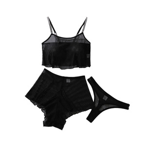 Ensemble de lingerie sexy Yicheng avec haut à bretelles ajustables brillantes et short en maille, vêtements de nuit sensuels et transparents, sous-vêtements pour femmes Pure Desire - Product Image 4