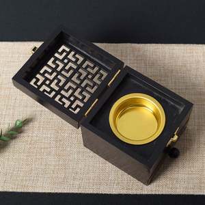 Quemador de incienso negro de madera maciza, soporte para palo de incienso, caja hueca tallada a mano a la venta - Product Image 3