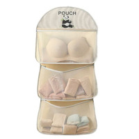 Bolsa de malla colgante de poliéster, portátil, lavable y ecológica, para almacenamiento de calcetines y ropa interior, ideal para puerta de armario o dormitorio en verano.