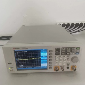 เครื่องวิเคราะห์ HP/Keysight N9322C 9kHz - 7 GHz พร้อมแหล่งกำเนิดสัญญาณ TG xgeqpt - Product Image 2