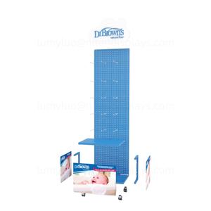 Présentoir en métal amovible avec crochets et roues support au sol suspendu pour produits de soins pour bébés au détail - Product Image 4