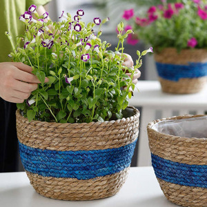 Natural Straw Plant Handmade Woven Eco-Friendly Round <b>Storage</b> <b>Basket</b> with Plastic Liner <b>for</b> Outdoor Garden Flower Use - Product Image 4