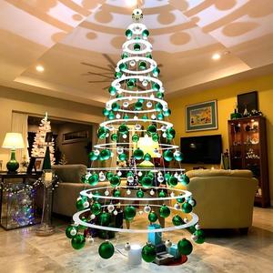 Décoration <span class=keywords><strong>de</strong></span> scène du Nouvel An, arbre <span class=keywords><strong>de</strong></span> Noël rotatif pliable en métal lumineux <span class=keywords><strong>de</strong></span> haute qualité avec lumières LED multicolores - Product Image 1