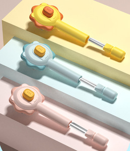 Venta al por mayor de Peine de aguja de autolimpieza depiladora de plástico para el cuidado de mascotas para gatos y perros elimina los nudos flotantes del pelo suministros para mascotas - Product Image 6