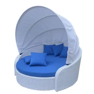 Mới đến mây ngoài trời đi văng ngoài trời sunbed với mây bao phủ và tán đồ nội thất wicker