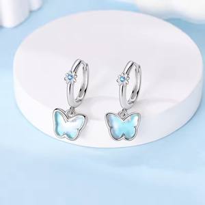 Pendientes de Plata de Ley 925 con Circonita Azul, Diseño de Estrella, Luna y Mariposa, Forma Irregular, Certificados por GDTC, Románticos y Elegantes para Mujer - Product Image 2