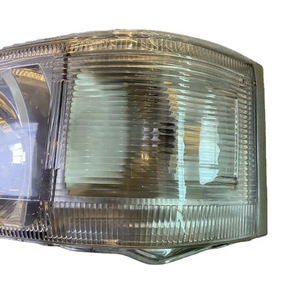 Faros delanteros para vehículos Toyota Hiace 2010 - Product Image 2