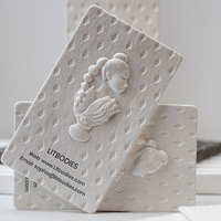 Personnalisation professionnelle de cartes de visite en papier 3D gaufré concave-convexe de haute qualité, adaptées aux designs complexes