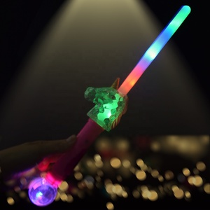 Varita de <span class=keywords><strong>unicornio</strong></span> para iluminar, palo mágico LED parpadeante, Juguetes - Product Image 3
