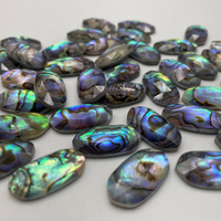 Vente en gros d'usine de cabochons en nacre naturelle, cabochons facettés