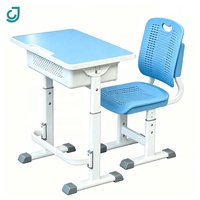 Ensemble de chaise et de bureau d'écolier JC Classroom, table d'étude en bois réglable en hauteur avec chaise en PP pour projet scolaire