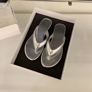 shoes for <b>women</b> flat slippers high quality <b>women's</b> shoes 2025 summer outdoor beach flip flops new trend red sandals - Product Image 1