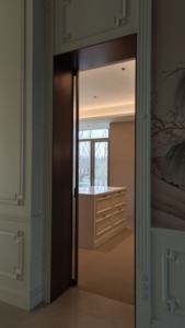 <span class=keywords><strong>Porte</strong></span> <span class=keywords><strong>coulissante</strong></span> en aluminium <span class=keywords><strong>de</strong></span> qualité supérieure pour usage intérieur <span class=keywords><strong>Porte</strong></span> <span class=keywords><strong>de</strong></span> séparation pour balcon <span class=keywords><strong>de</strong></span> cuisine Construction métallique solide <span class=keywords><strong>Porte</strong></span> en verre dépoli pour intimité - Product Image 6