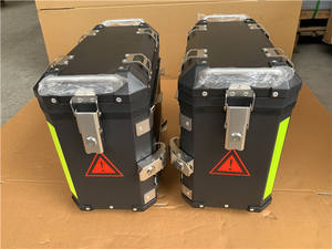 Boîte latérale carrée pour moto, boîte en alliage, boîte supérieure en aluminium de 36 L, renforcée, protection des coins intérieurs, étanche - Product Image 4