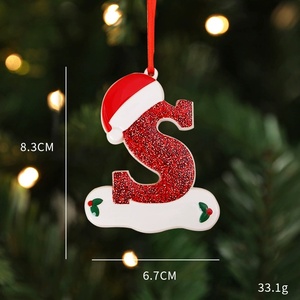 Adorno Navideño de Resina para Familia 2026, Personalizable con Nombre Escrito a Mano, Ecológico, Único, Muñeco de Nieve Colgante para Decoración Navideña - Product Image 6