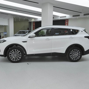 Jetour X70 C-DM Max, SUV Híbrido Enchufable en Oferta, 1.5TGDI, 5 Plazas, Asientos de Cuero, Caja de Cambios Automática, Diseño Familiar Flexible - Product Image 4