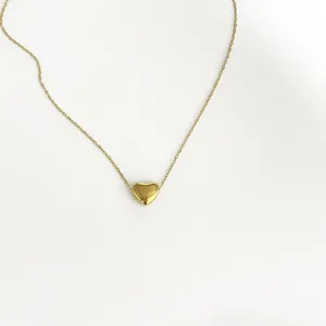 Altın kalp kolye kolye özelleştirilmiş 18k altın kaplama paslanmaz çelik zincir kolye takı kadınlar için