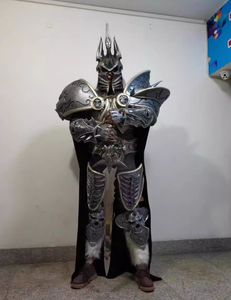 Ensemble d'épées jouets bleues/blanches du Lich King <span class=keywords><strong>Arthas</strong></span> de World of Warcraft, armure et armes personnalisables, accessoires de cosplay - Product Image 1