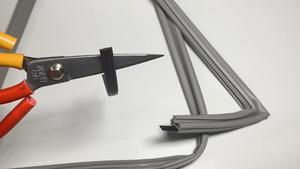 <span class=keywords><strong>Joint</strong></span> d'étanchéité <span class=keywords><strong>de</strong></span> <span class=keywords><strong>porte</strong></span> <span class=keywords><strong>de</strong></span> réfrigérateur magnétique fort longue durée <span class=keywords><strong>de</strong></span> vie bande d'étanchéité en caoutchouc <span class=keywords><strong>de</strong></span> <span class=keywords><strong>porte</strong></span> <span class=keywords><strong>de</strong></span> réfrigérateur <span class=keywords><strong>pour</strong></span> <span class=keywords><strong>porte</strong></span> <span class=keywords><strong>de</strong></span> réfrigérateur domestique - Product Image 3