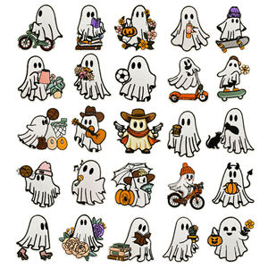 Patchs brodés thermocollants fantômes mignons pour Halloween - Product Image 1