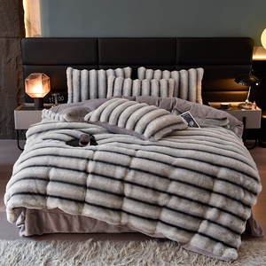 2025 mới Thỏ Nhung tấm ga trải giường bộ đồ giường đặt dày Bán Buôn Chăn sang trọng đôi giường Bìa mềm thỏ giả lông Comforter - Product Image 6