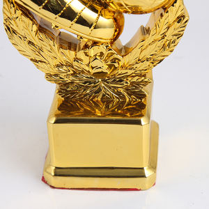 كأس على شكل حذاء مطلي بالذهب لجوائز كرة القدم للأبطال - Product Image 6