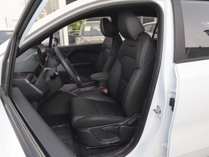 Livan 7, SUV Eléctrico de Bajo Costo, Vehículo de Nueva Energía Fabricado en China con 605 km de Autonomía WLTC y Motor de 120 kW - Product Image 5