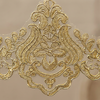 Dentelle de mariage en maille à sequins écologiques, brodée à la machine, motif baroque doré festonné, pour robe de mariée et voile OEM ODM