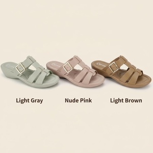 Sandales compensées personnalisées en PU Ca405-3, talon de 3-4 cm, légères et confortables, boucle métallique, multicolores pour usage quotidien féminin - Product Image 3