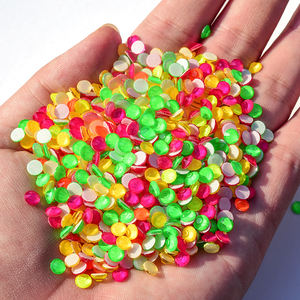 Blinginbox Vente en gros en vrac 12 facettes coupées Hot Fix Neon Strass Pierres de cristal Flatback Strass pour décorations - Product Image 5
