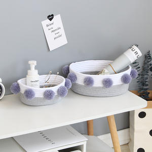 Pliable <span class=keywords><strong>Petit</strong></span> Rose et Blanc Jouets Maquillage Serviette Cadeau Organisateur Pom Pom Décor Tissé Coton Corde <span class=keywords><strong>Panier</strong></span> pour Salon - Product Image 3