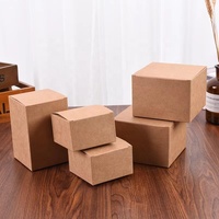Boîte pliante simple et facile 2022 emballage de boîte-cadeau en papier de luxe personnalisé boîte en papier au design attrayant à la mode en kraft noir blanc