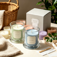 Bougie parfumée artisanale en cire de soja écologique de luxe avec parfum épicé pour les fêtes de Noël et les célébrations de remise des diplômes