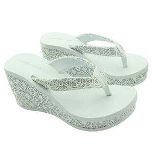 Nuovi Sandali Estivi 2020 da <span class=keywords><strong>Donna</strong></span> con Zeppa e Plateau, <span class=keywords><strong>Ciabatte</strong></span> con Tacco Alto in Eva Rossa per Spiaggia - Product Image 1