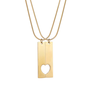 Collana per Coppie con Ciondolo Rettangolare Traforato a Forma di Cuore, in Acciaio Inossidabile Placcato Oro - Product Image 2