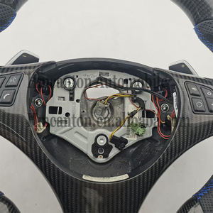 Volante Deportivo M de Fibra de Carbono y Cuero Perforado de Último Diseño para BMW Serie 3 E90 E91 E92 E93 - Product Image 4
