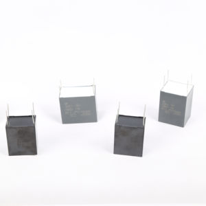 Condensateur en film de polypropylène métallisé STC Brand C42154*310D28+++++P6 X2 Condensateur de suppression EMI 0,15uF 310V - Product Image 1