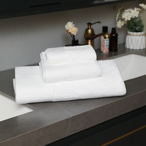 Serviette de visage forgée de platine en pur coton d'hôtel d'étoile Serviette de bain confortable et douce d'usine en gros - Product Image 3