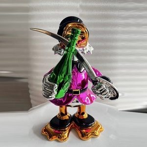 Novedades 2026, Artesanía en Resina, Escultura de Pato Scrooge McDuck para Arte Pop, Escultura de Dibujos Animados con Espada de Diamantes, Decoración para el Hogar - Product Image 5