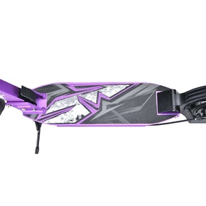 Kick Scooter per adulti e <span class=keywords><strong>bambini</strong></span> pieghevole <span class=keywords><strong>Skateboard</strong></span> elettrico con caratteristiche in alluminio luci PU ruote - Product Image 5