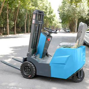 Montacargas de Tres Ruedas con Certificación CE, Capacidad de 0.5 a 1 Tonelada, Diseño de Contrapeso Tipo Carro con Altura de Elevación Ajustable para Pasillos Estrechos - Product Image 2