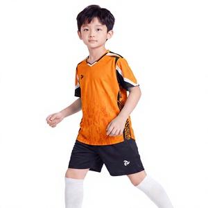 Conjunto de Uniforme de Fútbol Personalizado de Secado Rápido y Transpirable para Adultos y Niños, Venta al Por Mayor SC04 - Product Image 1