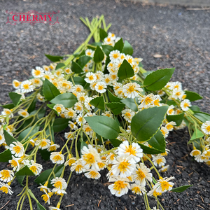 DC189 Flores Artificiales <span class=keywords><strong>de</strong></span> Camomila <span class=keywords><strong>de</strong></span> Tallo Largo, Margaritas <span class=keywords><strong>de</strong></span> <span class=keywords><strong>Seda</strong></span>, Flores Falsas para Decoración del Hogar y Bodas - Product Image 6