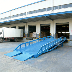 Rampa Hidráulica Móvil para Carga y Descarga con Plataforma de Carga para Patio, Venta al Por Mayor - Product Image 4