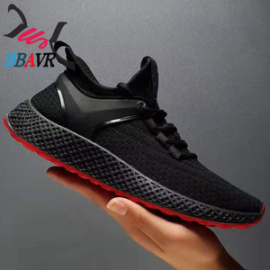 รองเท้าผ้าใบกีฬาระบายอากาศสำหรับผู้ชาย รองเท้าวิ่งสำหรับนักเรียนชาย - Product Image 1