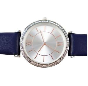 Montre à bracelet en cuir pour femme, minimaliste, avec marquage des heures en chiffres romains, personnalisable en petite quantité, écologique - Product Image 5