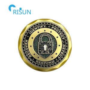 Décapsuleur commémoratif personnalisé Thin Blue Line Cyber Security, avec puce IT et microchip, pièce de défi sur le thème de la cybersécurité - Product Image 5