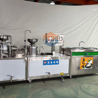 Tofu commercial industriel faisant la machine Machine de fabrication de lait caillé de soja Composants de noyau de PLC de machine de pouding de soja Garantie de 1 an