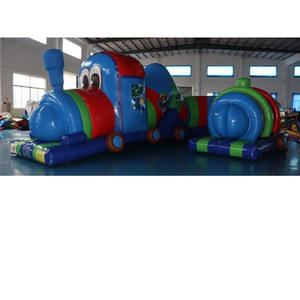 Piste de train gonflable géante de 10 m - Parcours d'obstacles gonflable commercial pour événements, écoles et locations de fêtes - Product Image 1